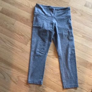 Heather’s gray. Lululemon wonder under crop. 6